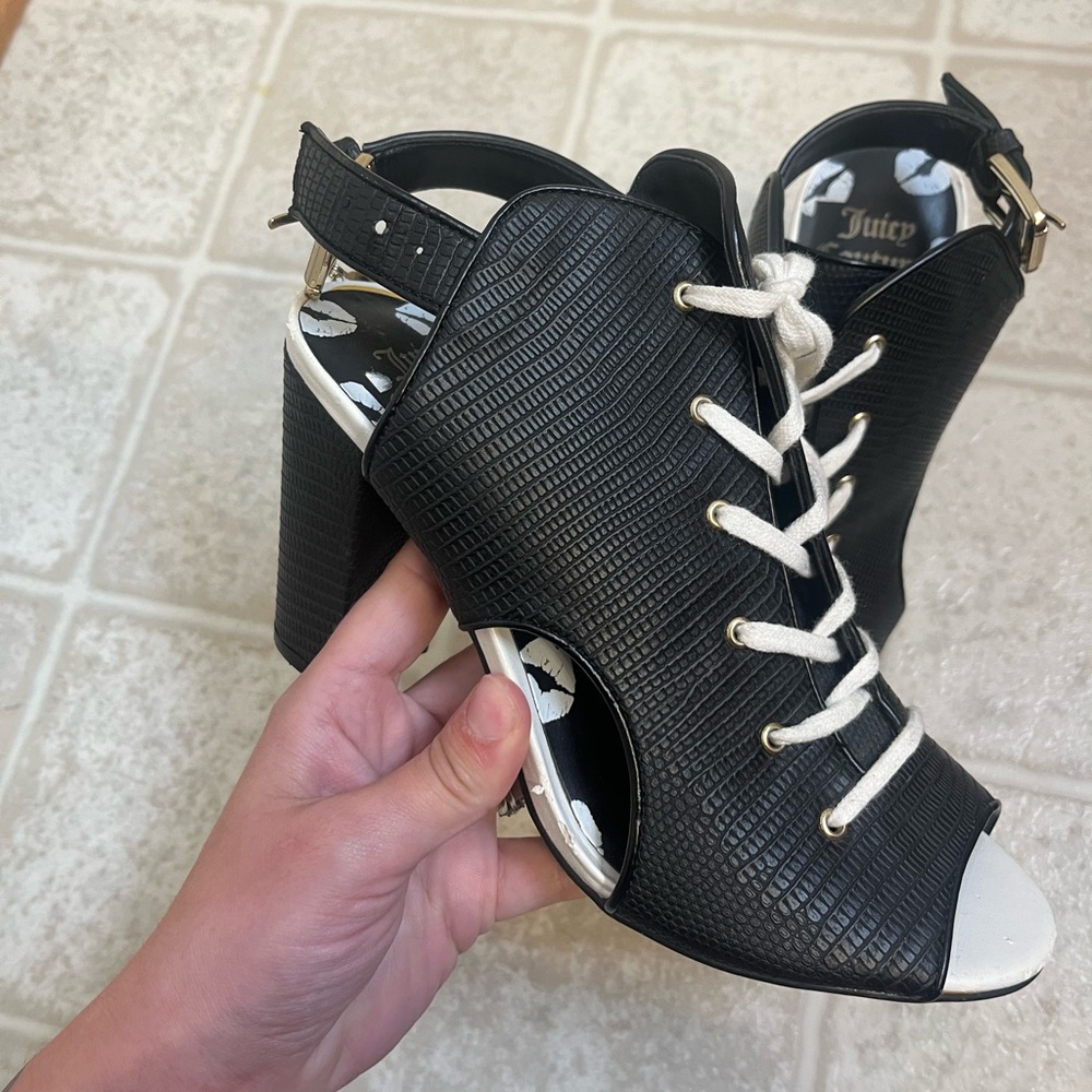 Juicy couture sneaker like heels size 7 woman’s
